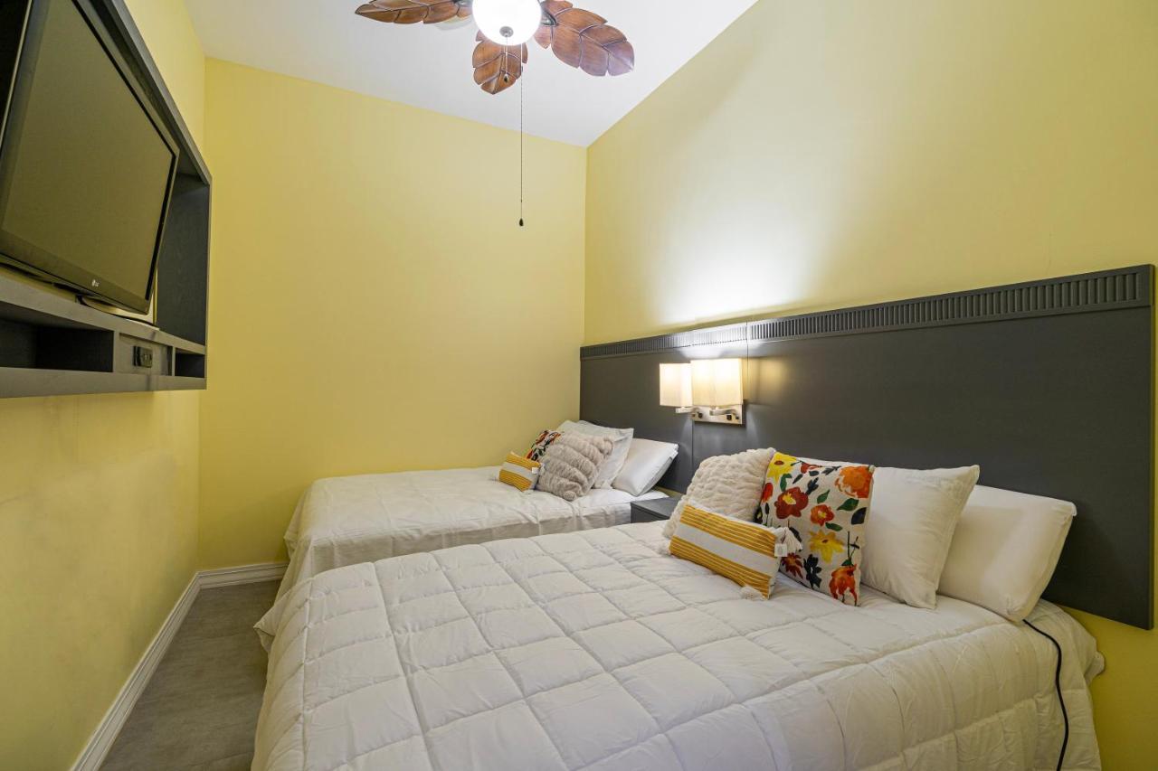 2 Br/ 1 Ba Home, Sleeps 10, 1 Min Walk To Rosarito Beach Eksteriør bilde